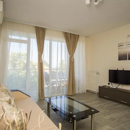 Dimo Appartement *